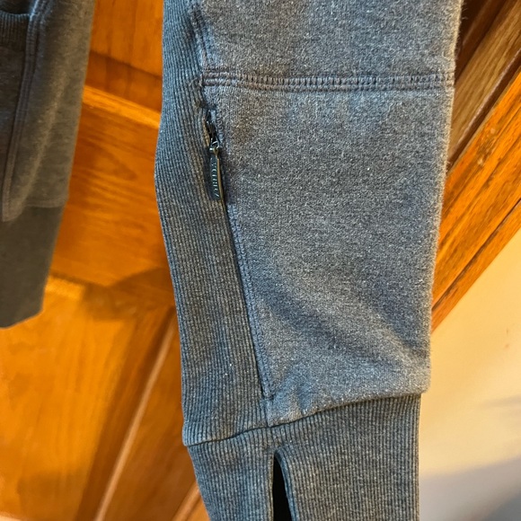 Athleta Triumph hoodie zip up longer length - Picture 3 of 4